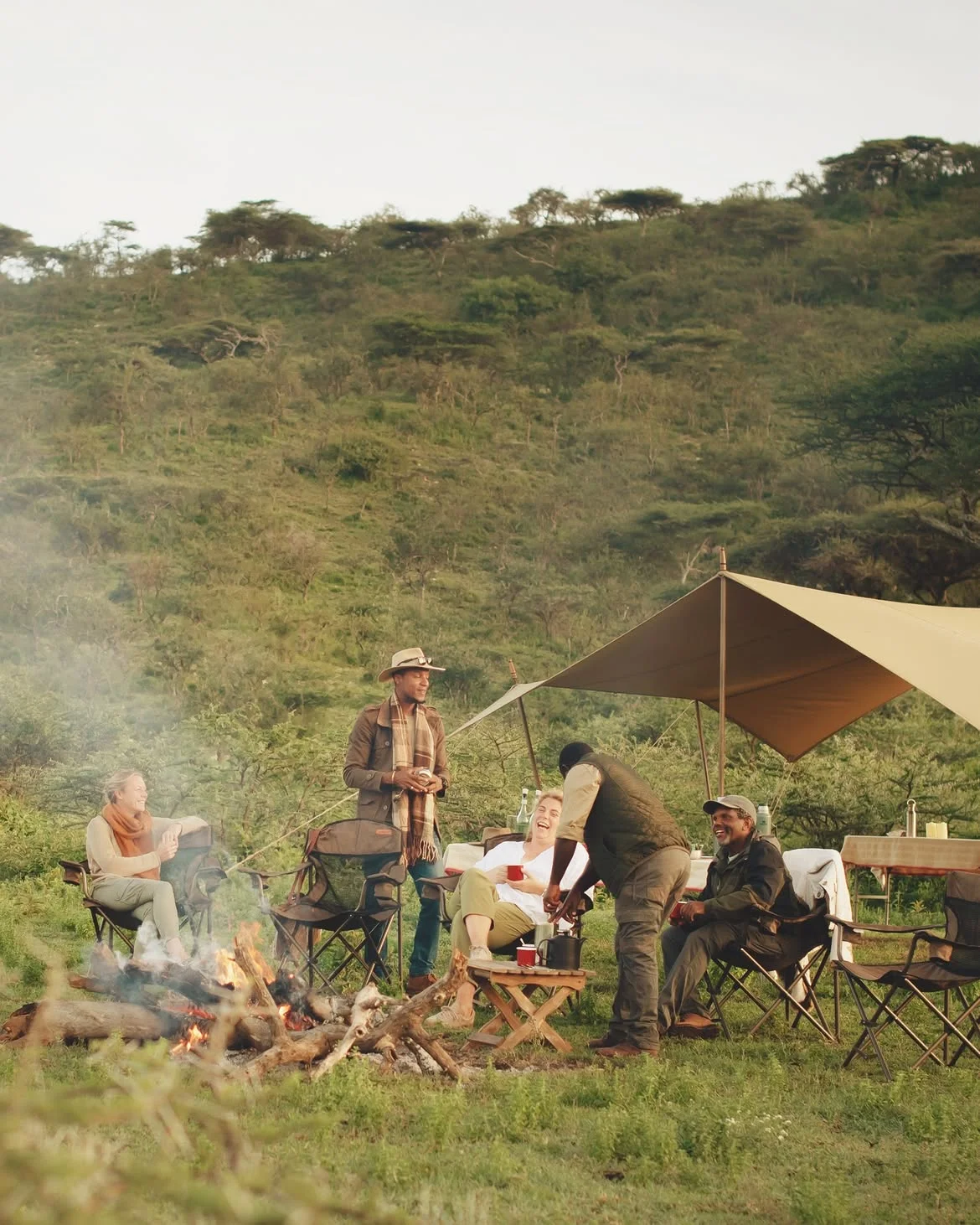 A relaxed camp setting on safari